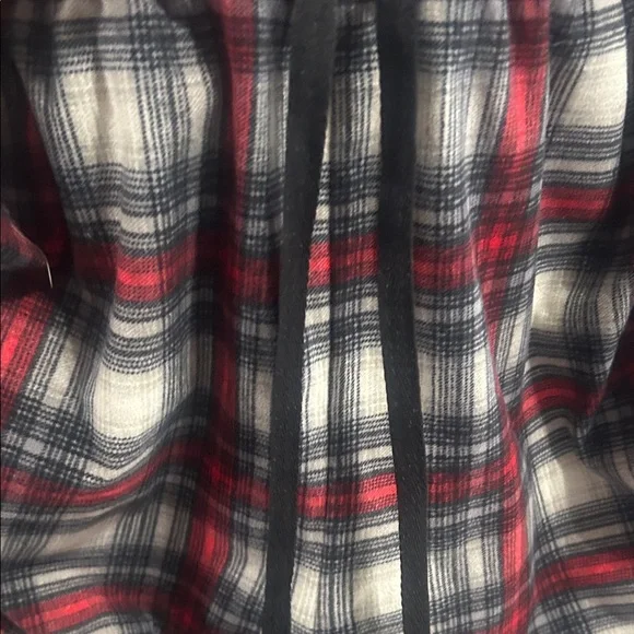 Nautica Plaid sleepwear in Red and Gray - Picture 7 of 8